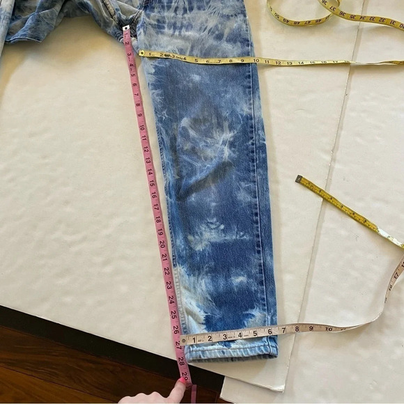 Vintage Levis Jeans Womens Size 26 / 2 / XS Levi’s 550 Mom Jeans Custom Bleached - Picture 13 of 16